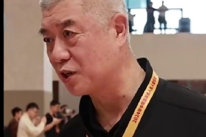 徐济成：好像说我们有了张子宇就天下无敌 恰恰速度是她最大缺陷